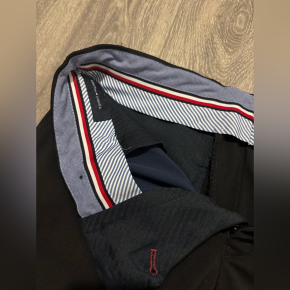 Tommy Hilfiger Mens Medium Black Wool Dress Pants 30W x 30L - Picture 4 of 6